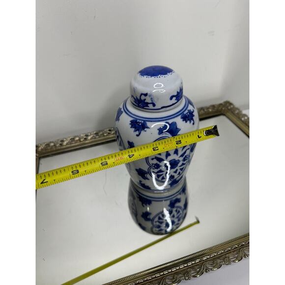 Vintage Asian Ginger Jar With Lid/Asian Marked/Blue/White/Flowers/Porcelain - Picture 8 of 10